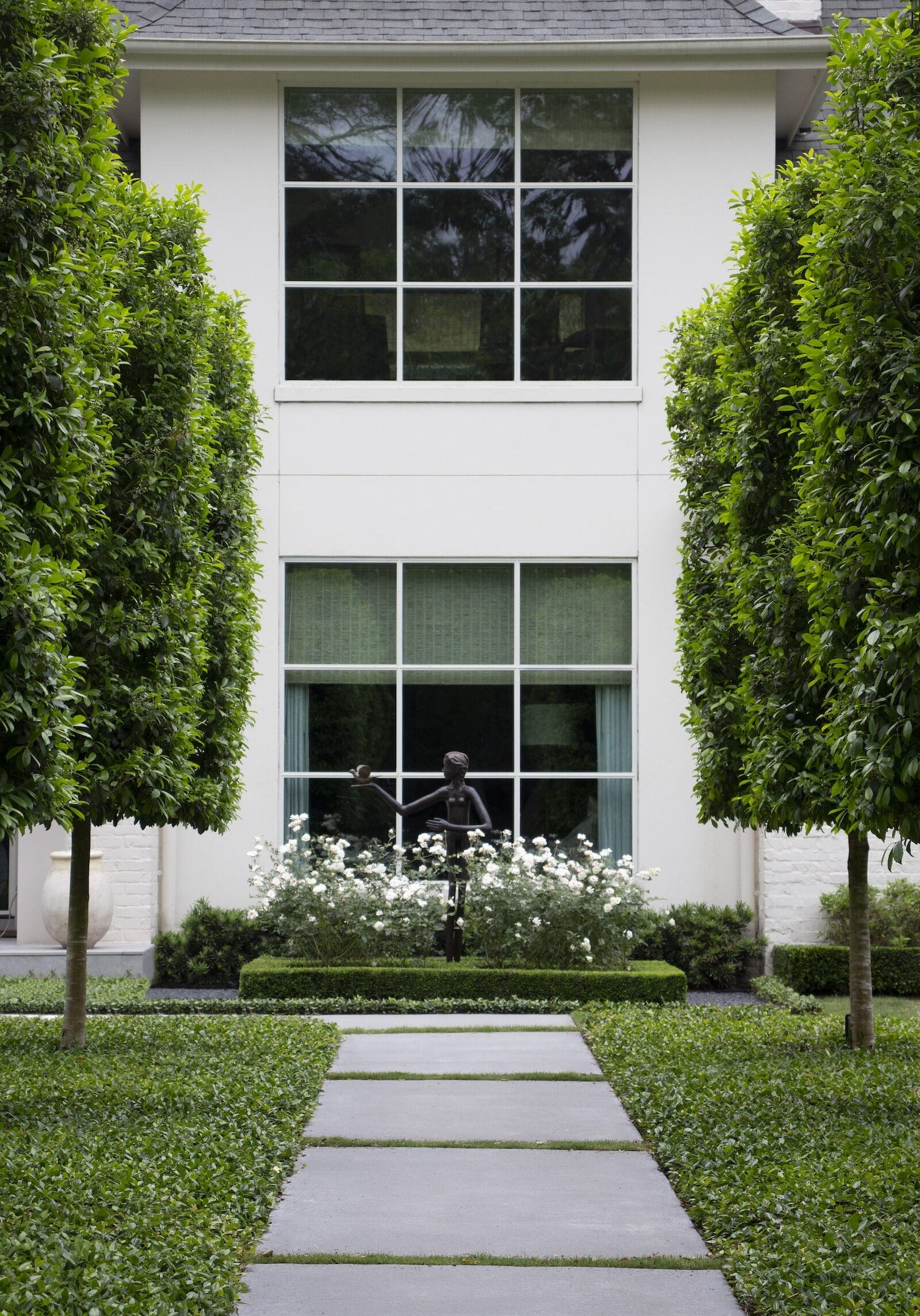 11601 Green Oaks St Front